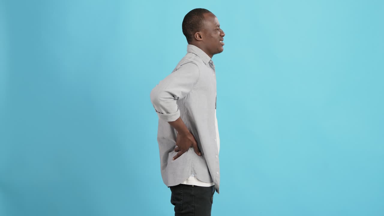 hombre con dolor de espalda