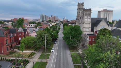 Historic-district-in-Louisville,-Kentucky