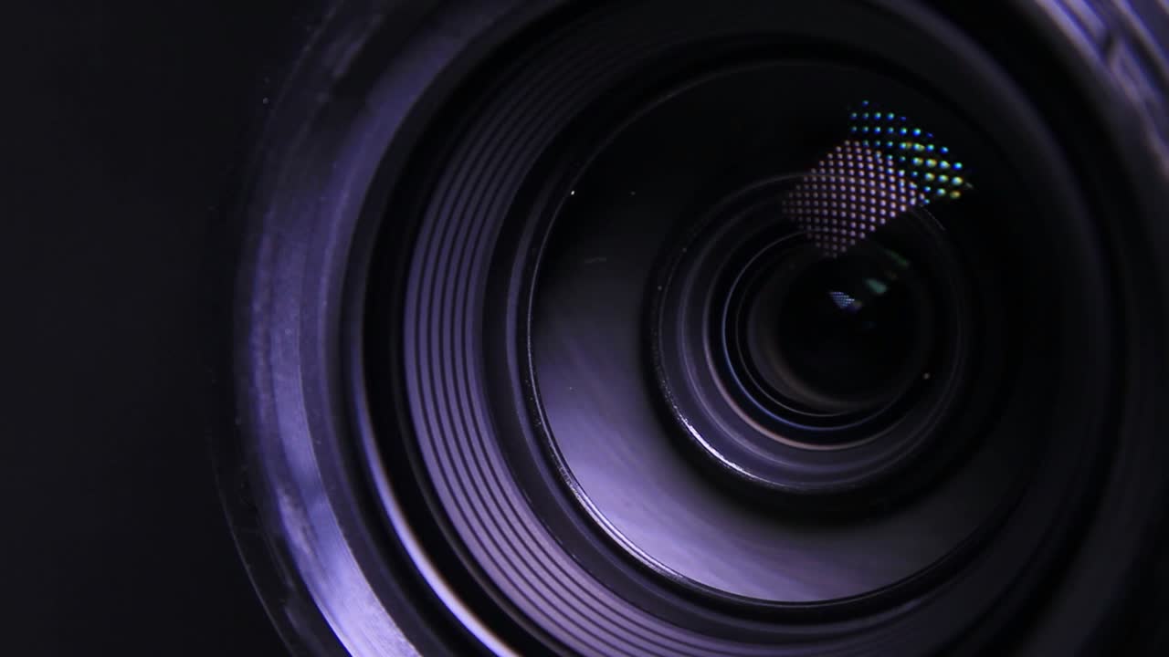 Zooming Video Camera Lens. Macro Close Up-3