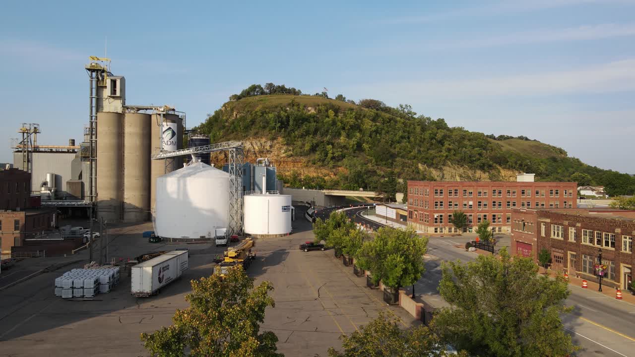 vista aérea de la pequeña ciudad de redwing en el sur de minnesota