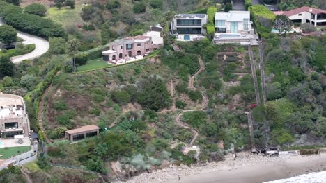 Multi-Millionen-Dollar-Villen-Am-Strand-In-Malibu-Hills-–-Rückzug-Aus-Der-Luft