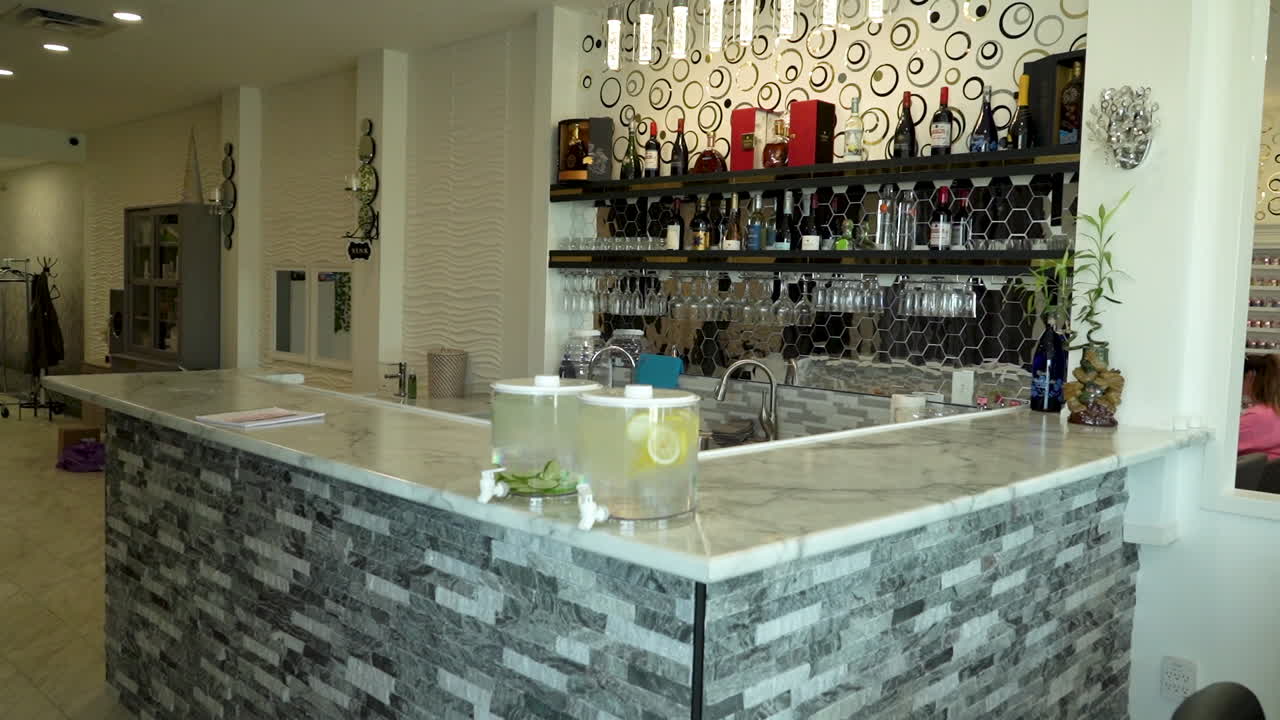 gimbal shot of bar at a spa