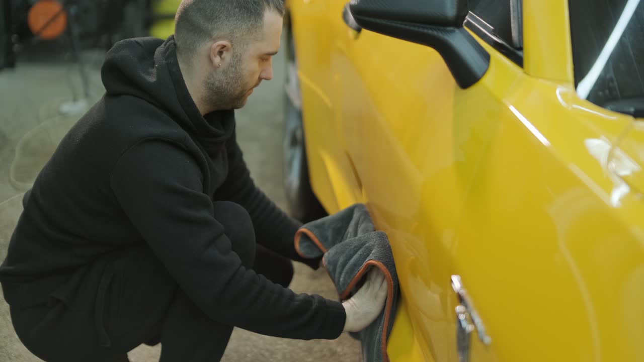 Professional Car Detailing – Washing, Ceramic Coating, and Interior Cleaning