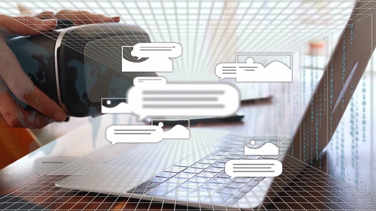 Donna che tocca il telefono sopra il PC e gestisce chat tecnologiche, digitando e controllando icone VR che appaiono sopra i tasti.