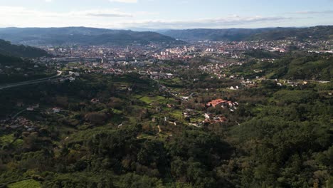 Drohnenschuss-über-Santomé,-Ourense,-Galizien,-Spanien