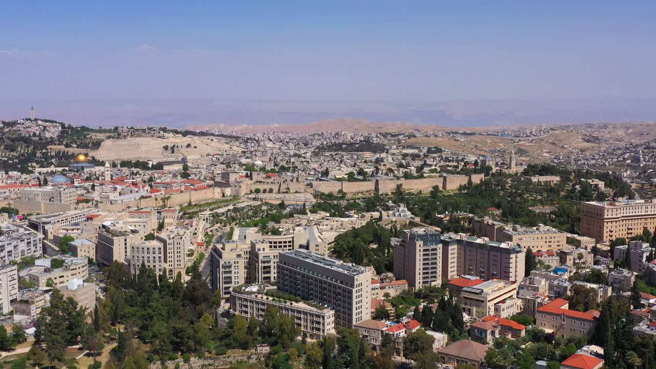 예루살렘 중심부와 구도시 위의 공중 풍경