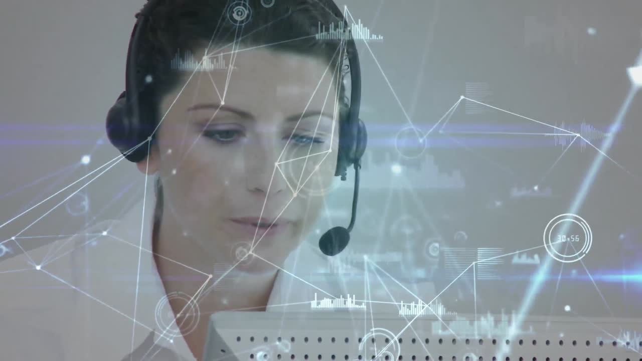 animación de redes de conexiones a través de una mujer de negocios usando auriculares telefónicos