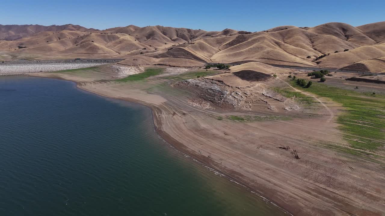 San Luis San Rezervuarı Eyalet Parkı Su Alanının Drone Çekimi