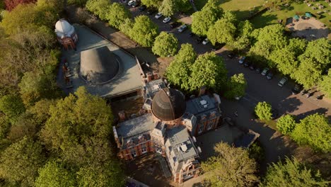 London,-Royal-Observatory-Greenwich-roof-top---drone-shot---flying-around