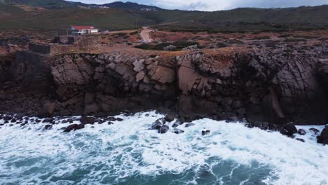 34 von 10 – 4k-drohnenaufnahmen der schönsten orte an der küste von lissabon – fort of guincho gps: 38