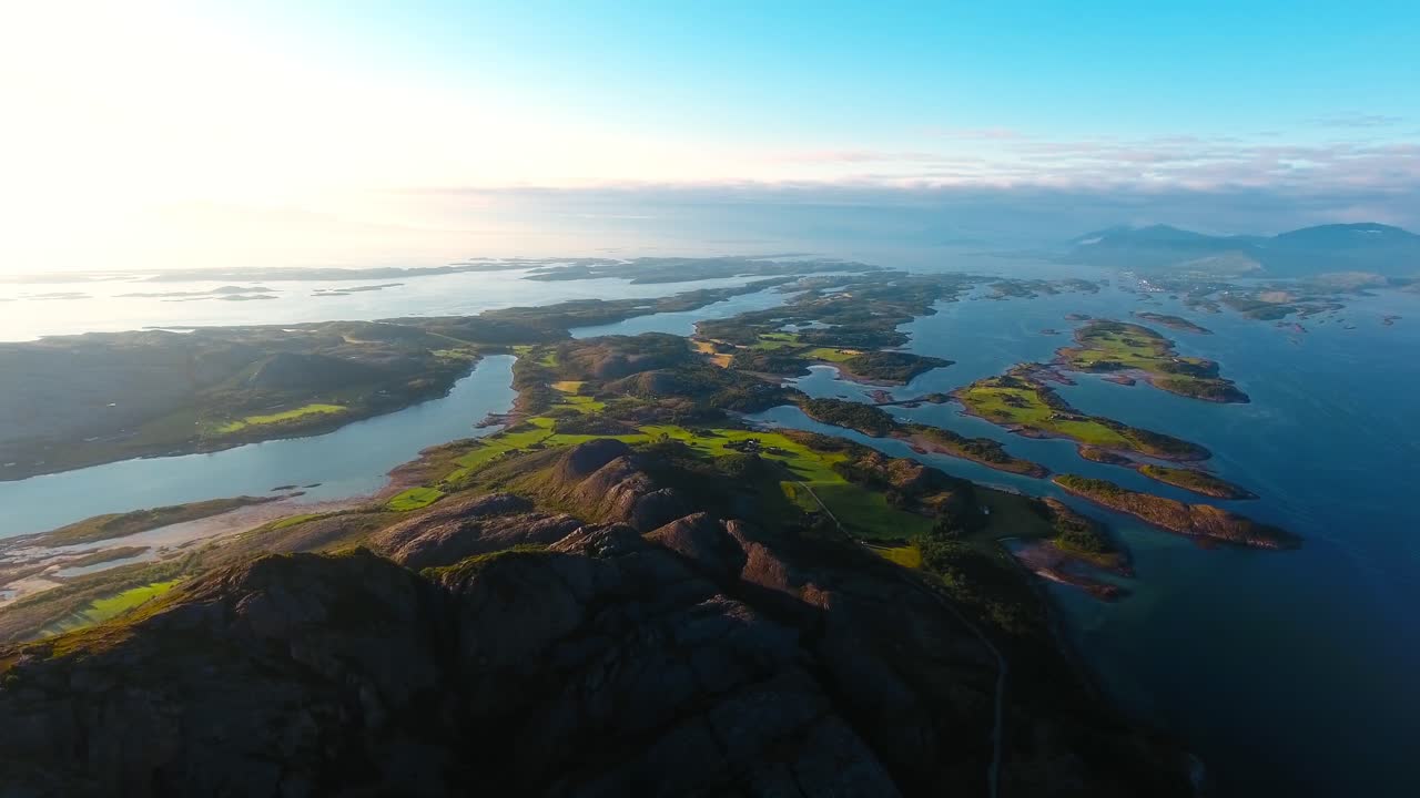 브로노이순트, 아름다운 자연 노르웨이