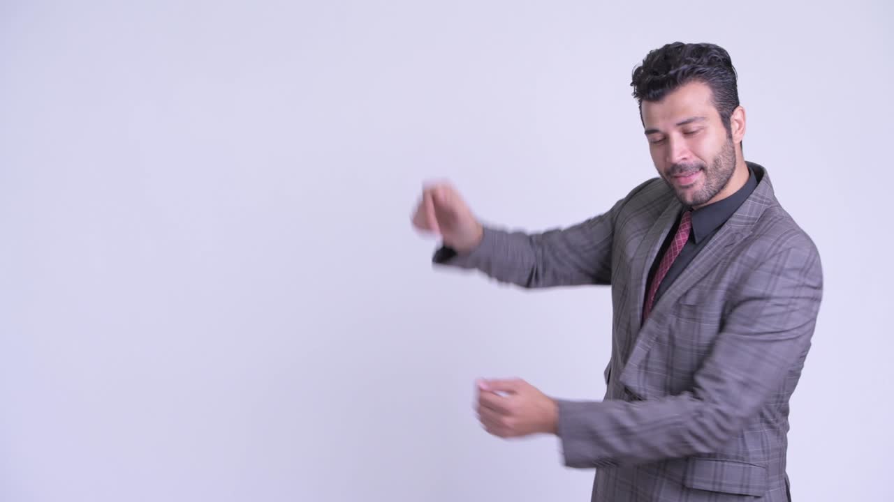 행복한 잘생긴 수염을 가진 페르시아 사업가