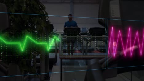animación de cardiógrafo sobre hombre caucásico haciendo ejercicio