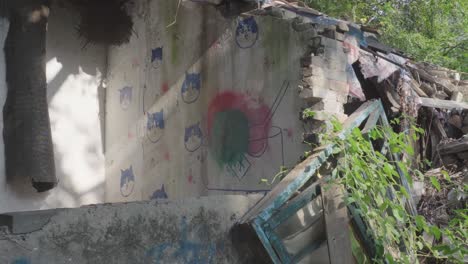 the dilapidated house tells its story