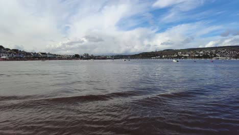 Panning-right-shot-of-Teignmouth-estuary-looking-towards-Shaldon-in-Devon