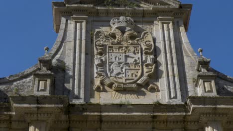 escudo de armas del monasterio de santo estevo de ribas de sil, nogueira de ramuin, ourense, galiza, españa