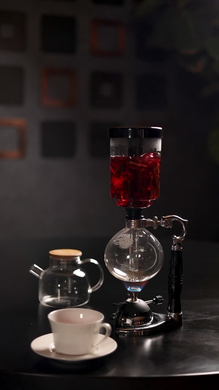 заваривать чай в вакуумной кастрюле