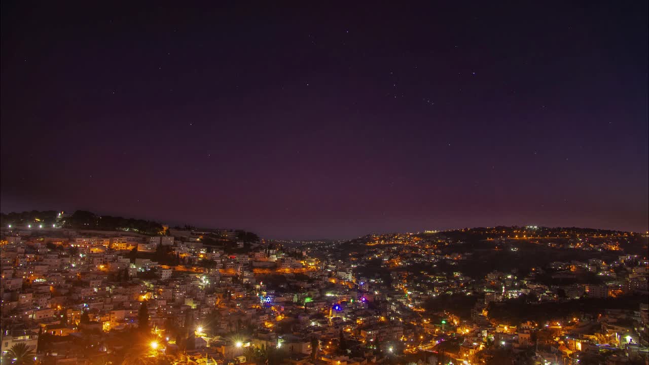 un lapso de tiempo de jerusalem israel desde el día a la noche con estrellas