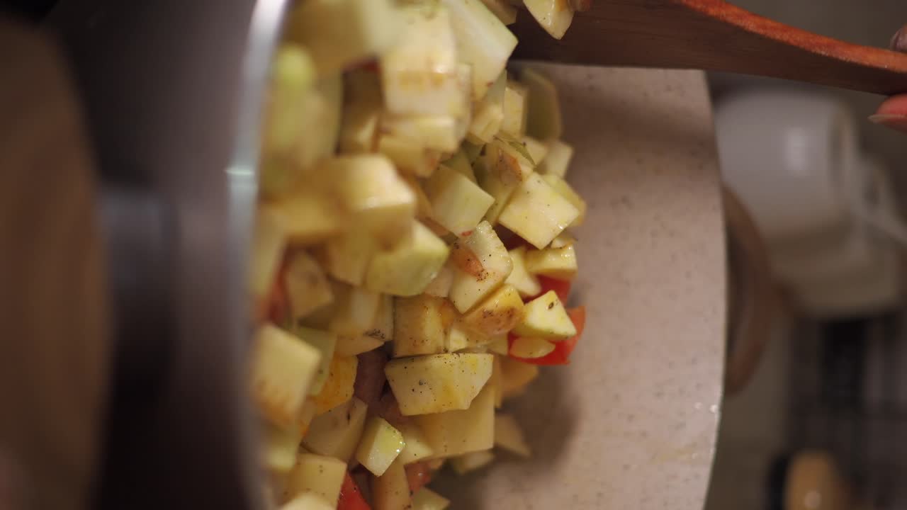 Preparing Diced Apples