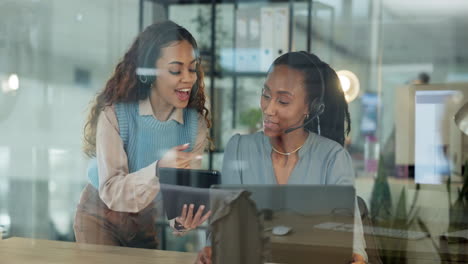 Teamwork,-call-center-and-women-on-tablet