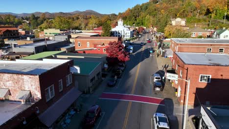 empuje aéreo bajo ciudad de bryson nc, carolina del norte