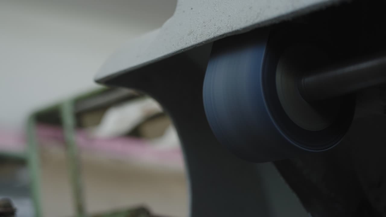 공장 환경에서 회전 바의 클로즈업