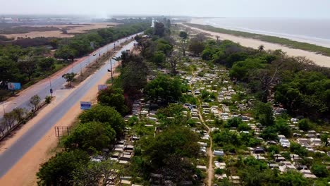 Vista-Panorámica-Aérea-De-Banjul,-Gambia,-Al-Edificio-De-La-Asamblea-Nacional