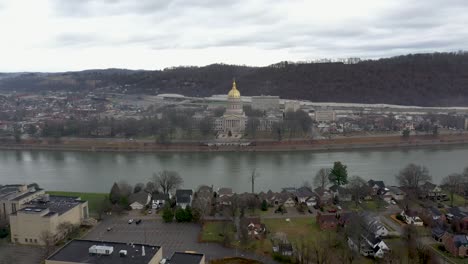 Luftaufnahme-Der-Hauptstadt-Von-West-Virginia