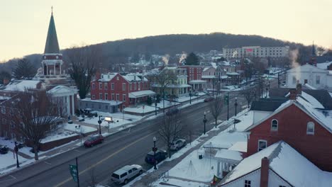 Viktorianische-Häuser-In-Amerika-Während-Der-Kalten-Winterschneeszene