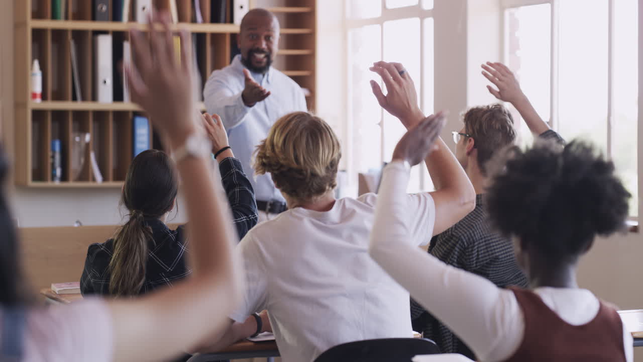 sesión de preguntas y respuestas en el aula