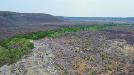 Beautiful-River-Valley-of-Sank-River-in-Gwalior-,-Aerial-Drone-Shot