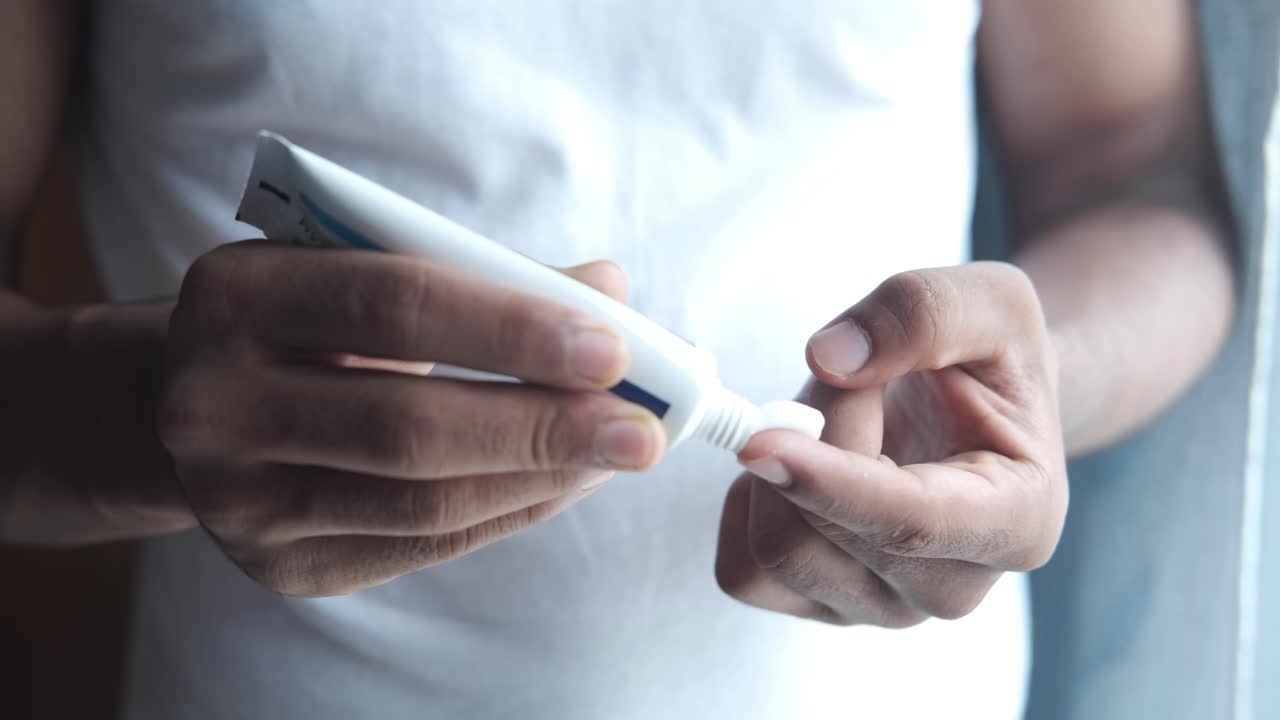 Applicazione crema