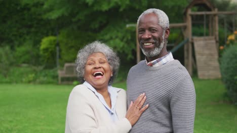 Family-spending-time-together-in-the-garden