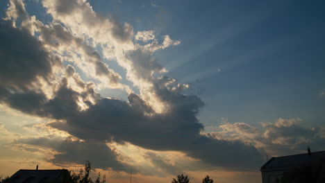 una hermosa puesta de sol que fue tomada en un lapso de 2 horas