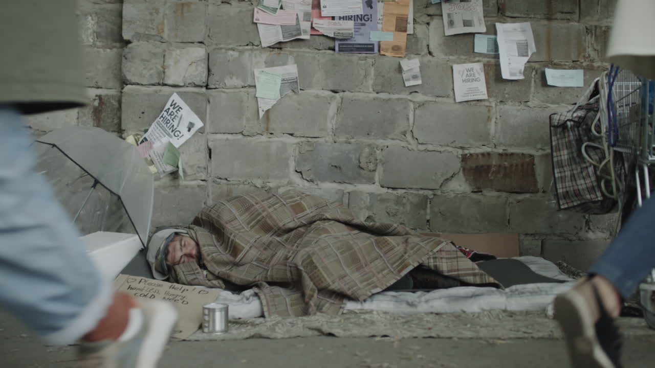 Depicting Homelessness and the Struggle for Survival in an Urban Environment