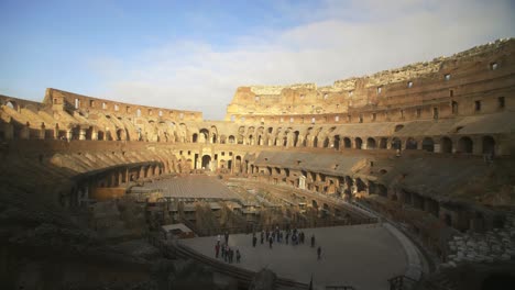 tiro de barrido dentro del coliseo