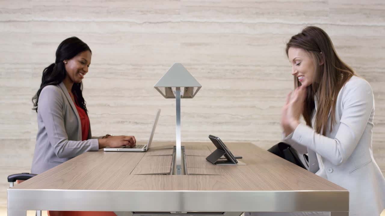 todo trabajo, nada de juegos.