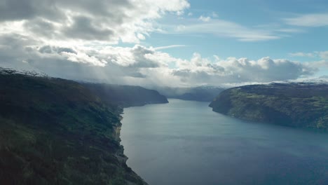 innvikfjorden, 노르웨이의 아름다운 전망