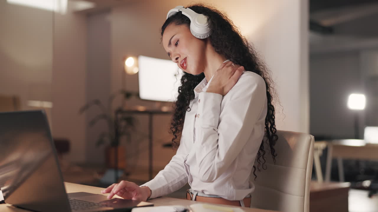 Shoulder, business woman and pain at night