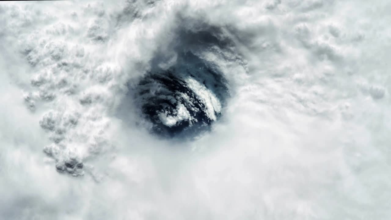 우주에서 볼 수 있는 지구. 사이클론. nasa 공공 도메인 이미지