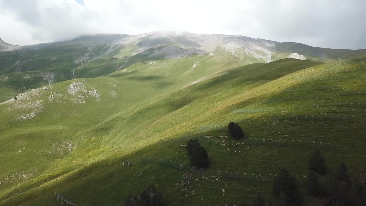 живописный горный ландшафт