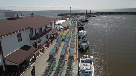 Lobster-fishing-pier-in-Percé,-Québec,-Canada