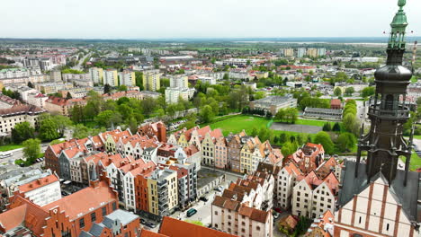 Aerial-view-of-a-European-city-with-historic-architecture-and-green-parks-in-Elbląg---Cathedral