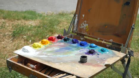 open artist's oil paint palette