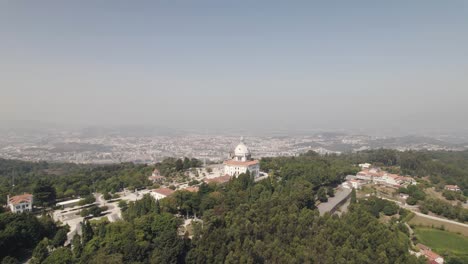 Santuario-De-Nuestra-Señora-De-Sameiro-En-Braga-Y-Paisaje-Circundante,-Portugal