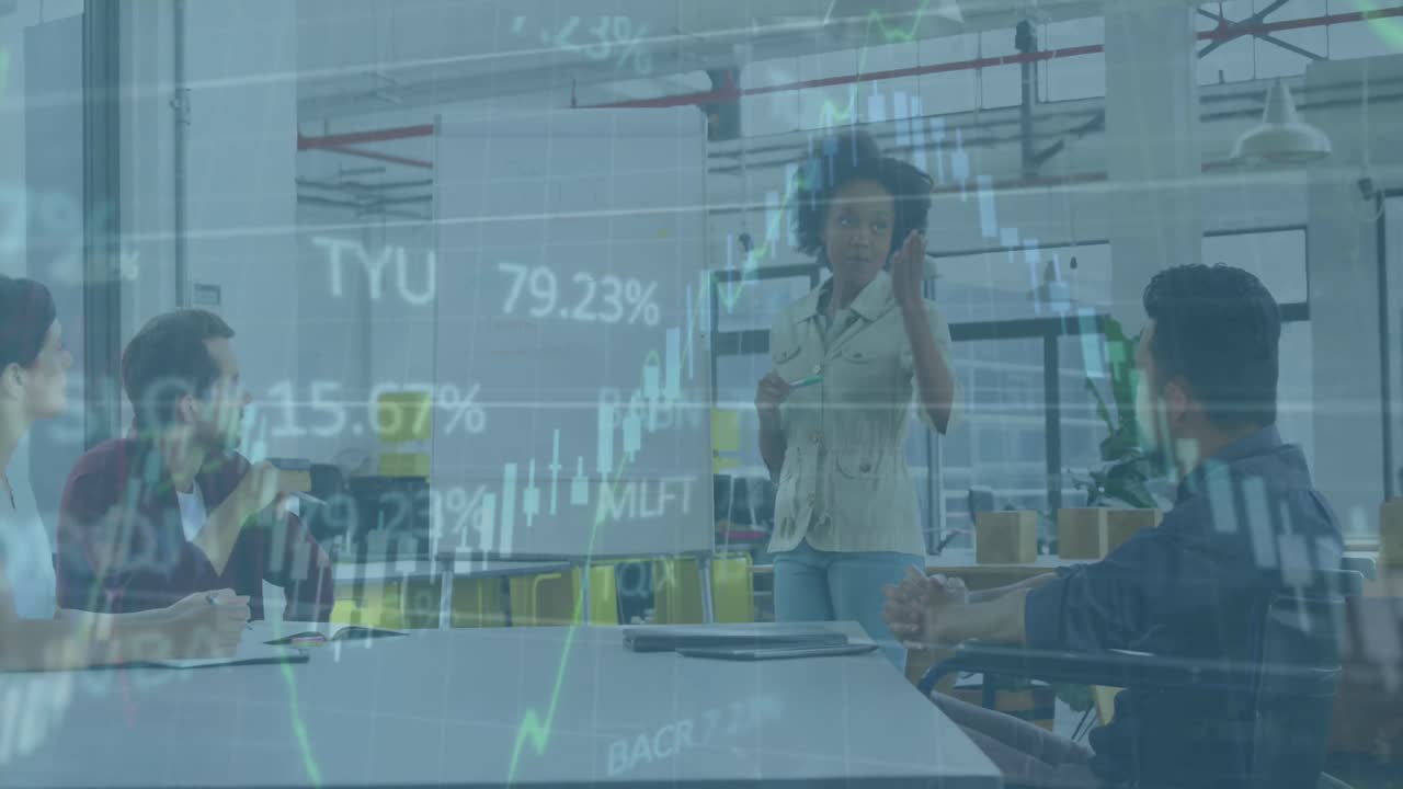 Animação do processamento de dados financeiros sobre diversos empresários