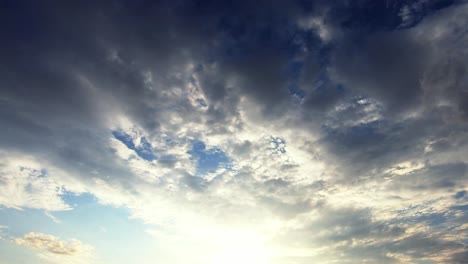 Beautiful-cloudscape-at-sunset.-Time-lapse