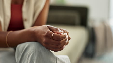 cierre de las manos, ansiedad y salud mental
