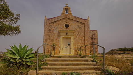 timelapse of victoria lines fortification chapel, rabat, malta