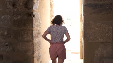 Lady-exploring-Karnak-Temple-in-Luxor